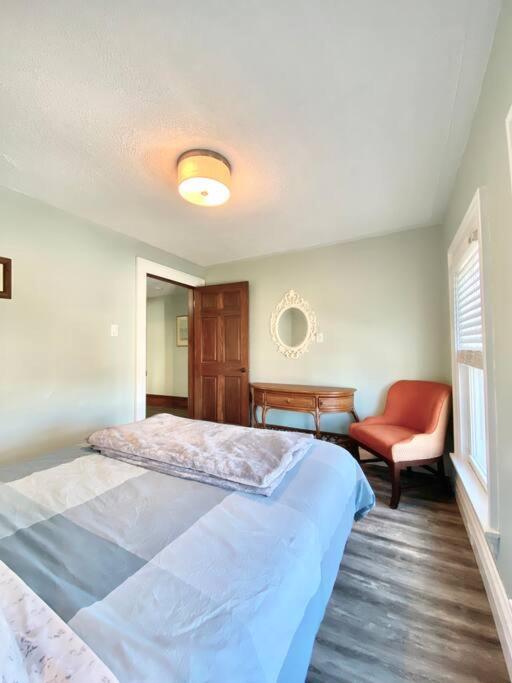 Cozy Suite-Walk To The Falls! ไนแอการาฟอลส์ ภายนอก รูปภาพ